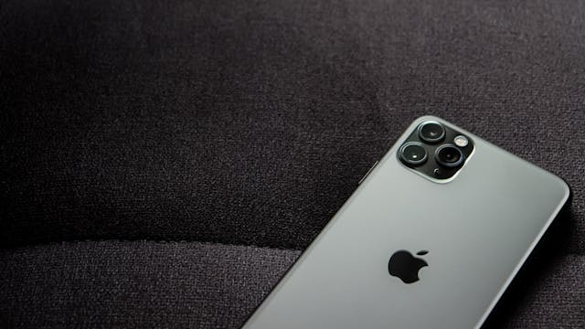 Discover Apple's Latest Accessibility Features for iPhone and iPad With ManMade Cycle