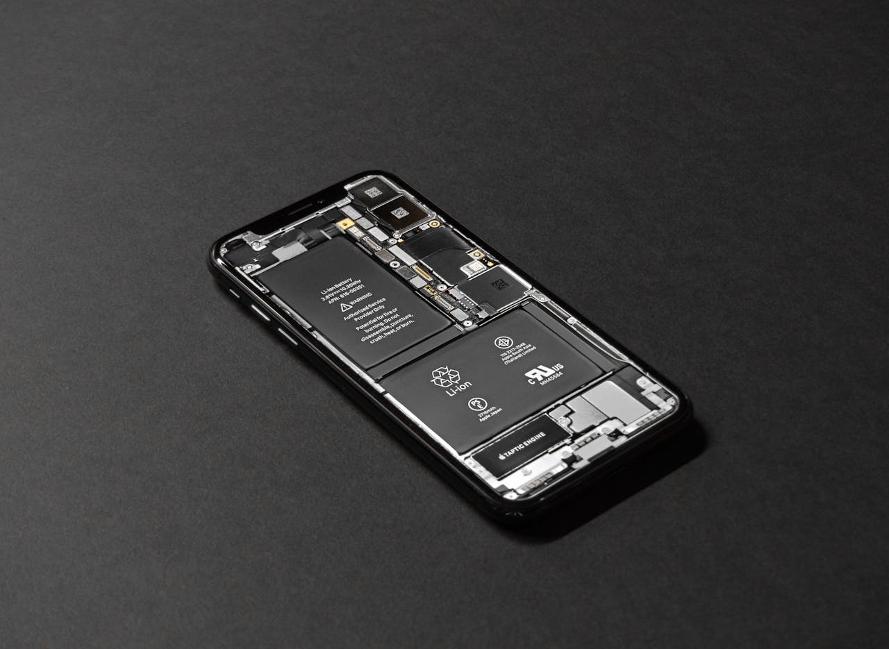 WWDC 2024 & iOS 18: Upgrade Your iPhone and More at ManMade Cycle
