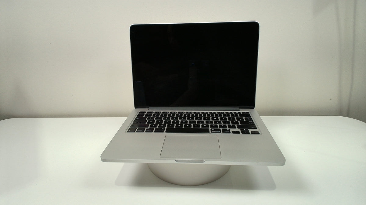 MacBook Pro 13 inch retina 2015 Silver (Read Description)