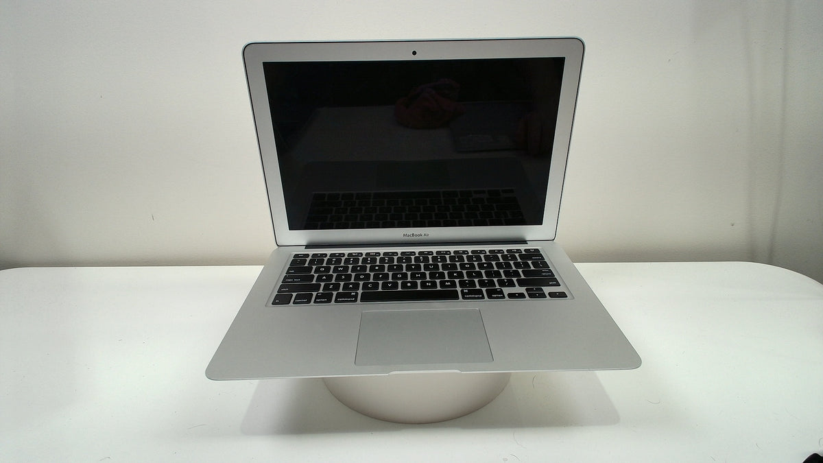 MacBook Air 13 inch 2017 (Read Description)