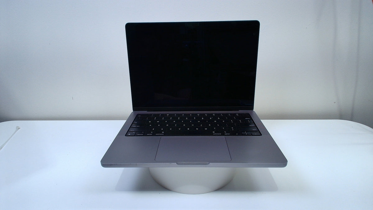 MacBook Pro (14-inch, 2023) (Read Description)