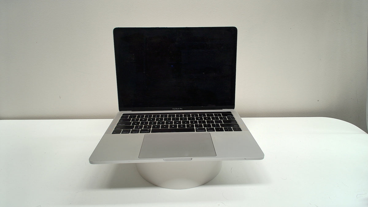 MacBook Pro 13 inch 2017 (Touchbar) (Read Description)