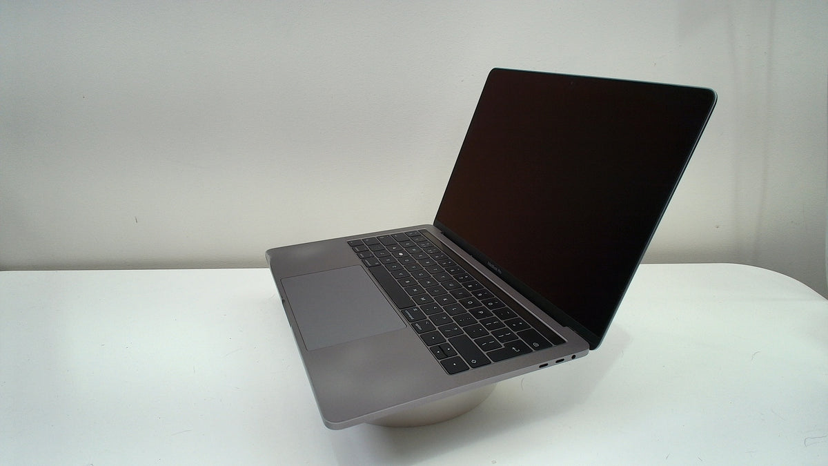 MacBook Pro 13 inch 2017 (Touchbar) (Read Description)