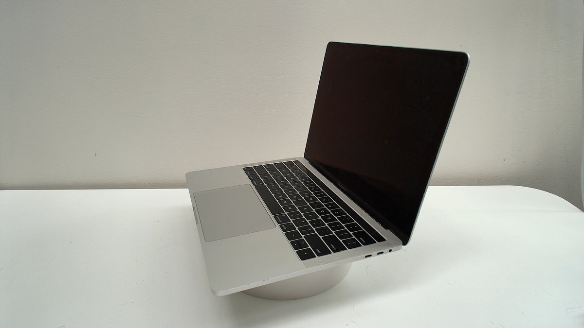 MacBook Pro 13 inch 2017 (Touchbar) (Read Description)