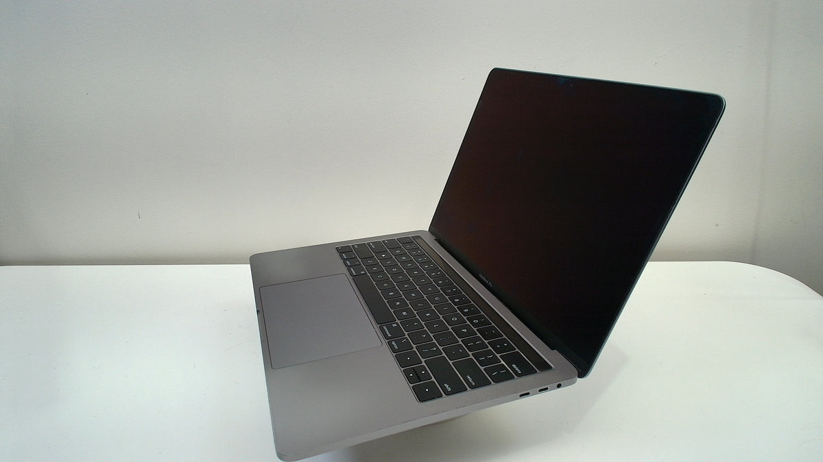 MacBook Pro (13-inch, 2019, Four Thunderbolt 3 ports) (Read Description)