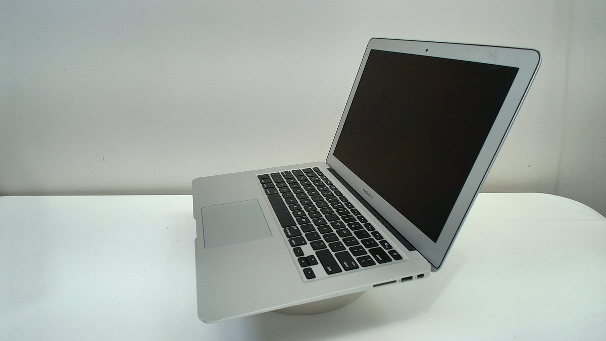 MacBook Air (13-inch, Early 2015) (Read Description)