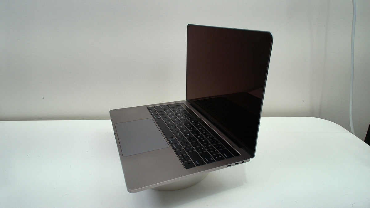 MacBook Pro 13 inch 2017 (Touchbar) (Read Description)
