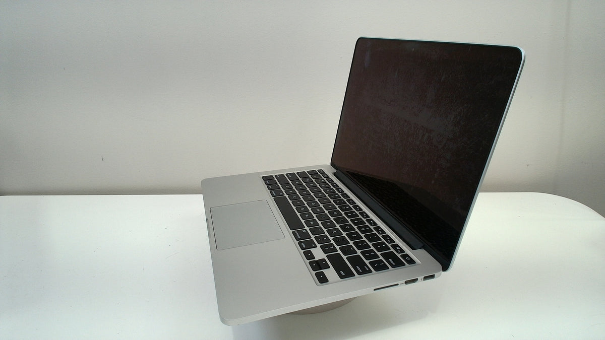 MacBook Pro (Retina, 13-inch, Early 2015) (Read Description)