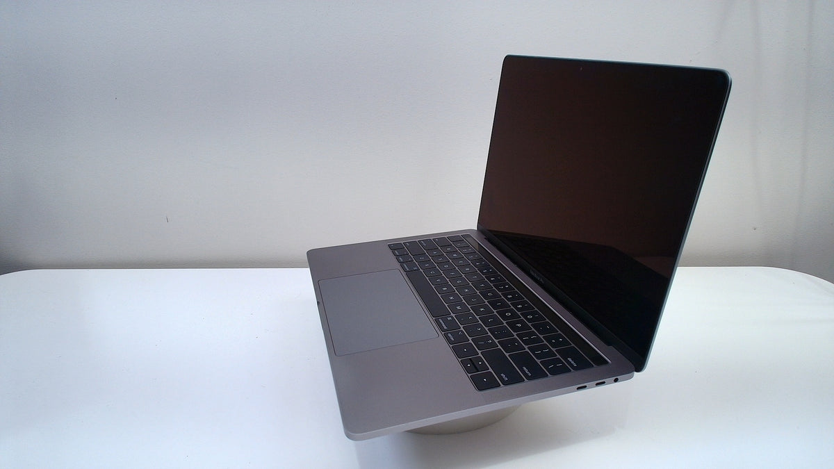 MacBook Pro (13-inch, 2017, 4 TBT3) Space Gray (Read Description)
