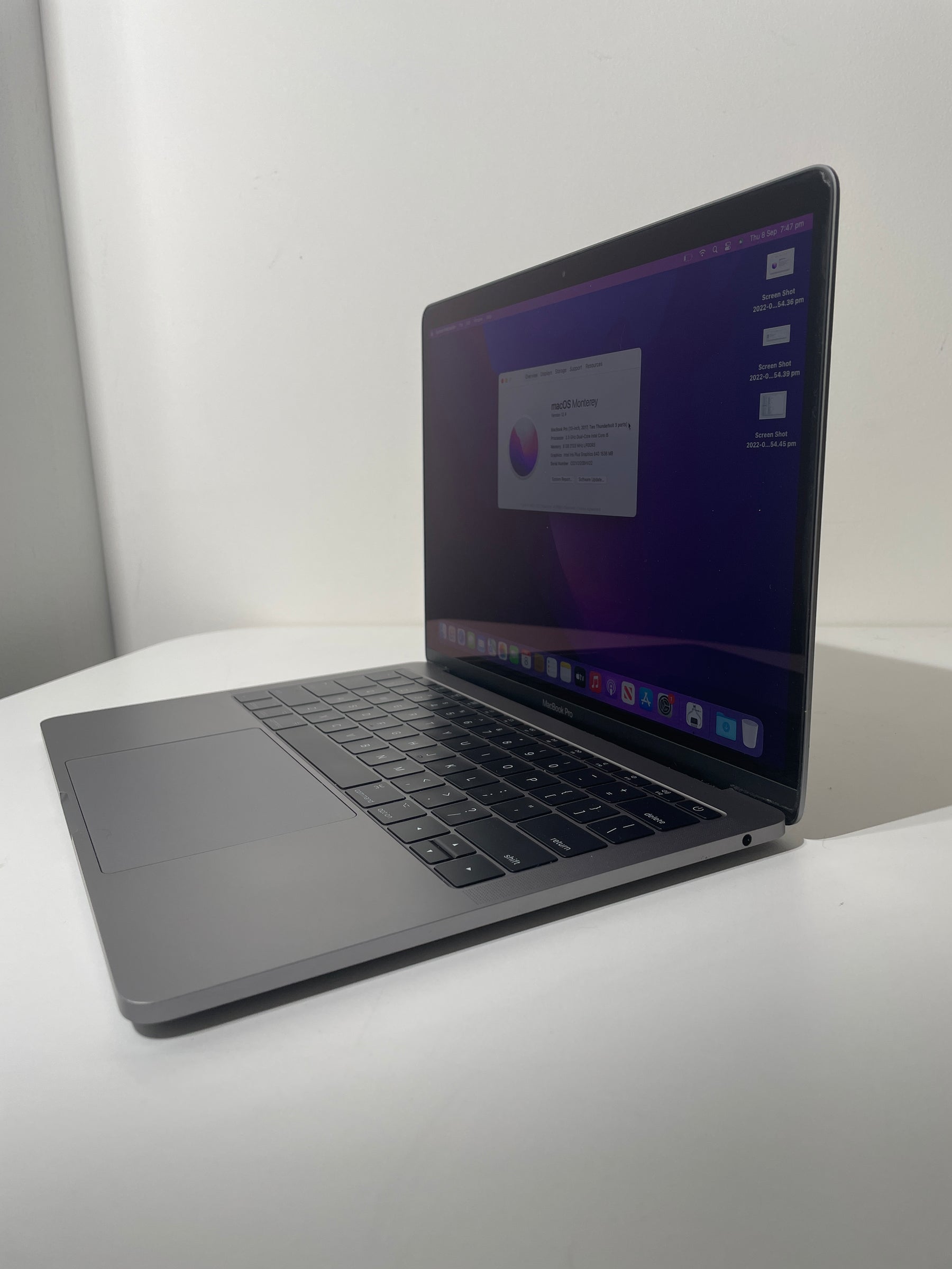 Macbook Pro 13-inch - 2017 - i5 - Space Grey (Bargains)
