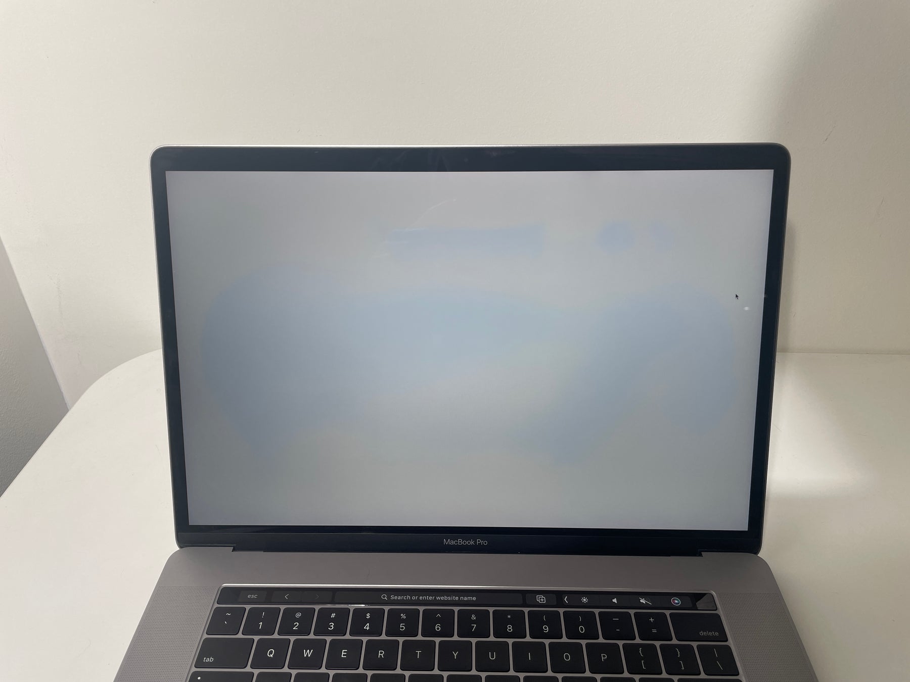 Macbook Pro 15-inch Touchbar - 2017 - i7 - 16GB - 1TB SSD - Space Grey (Bargains)