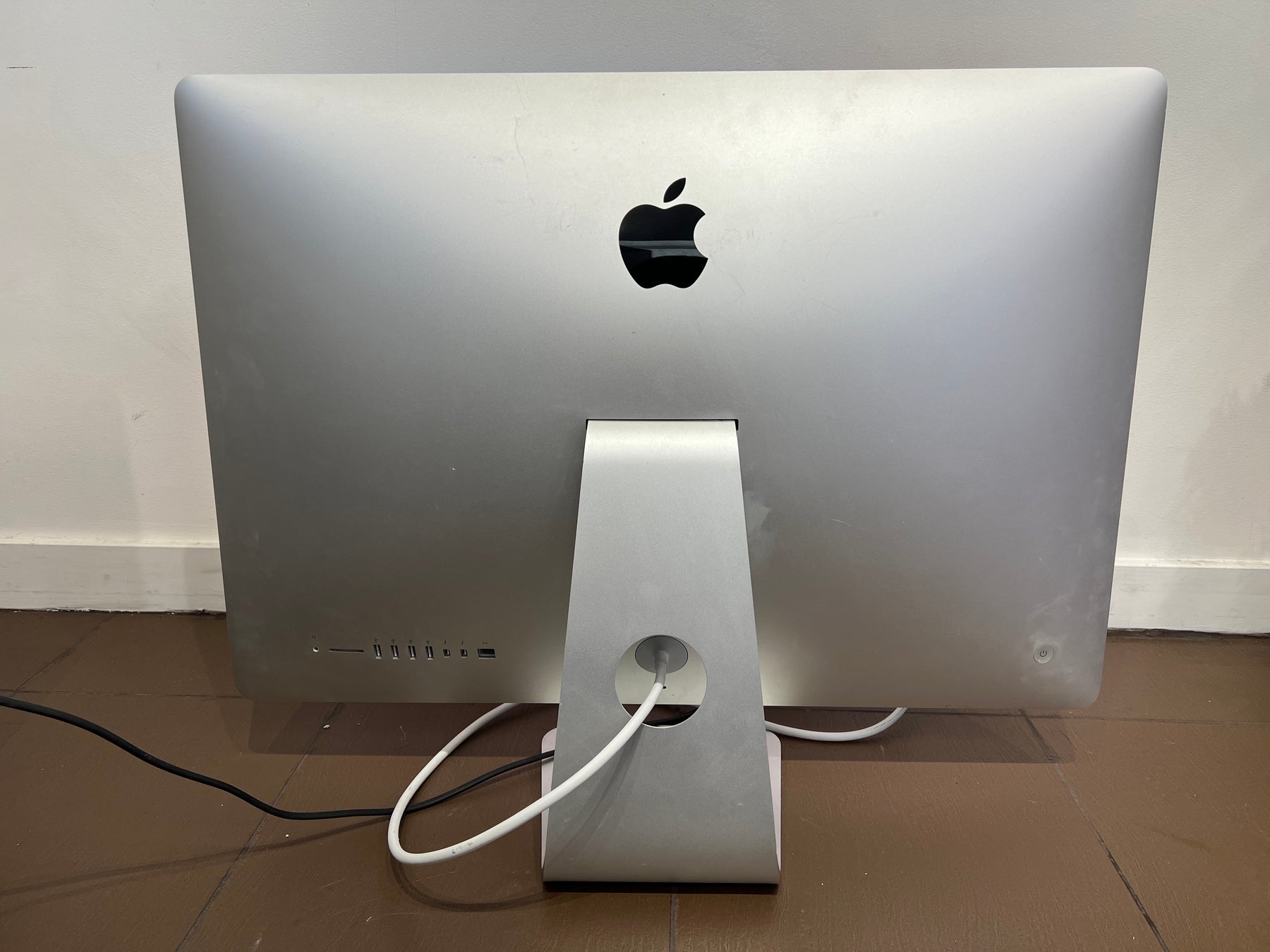 iMac 27 inch 2014 - Quad Core i5 - 16GB - 1TB Fusion Storage (Bargains)