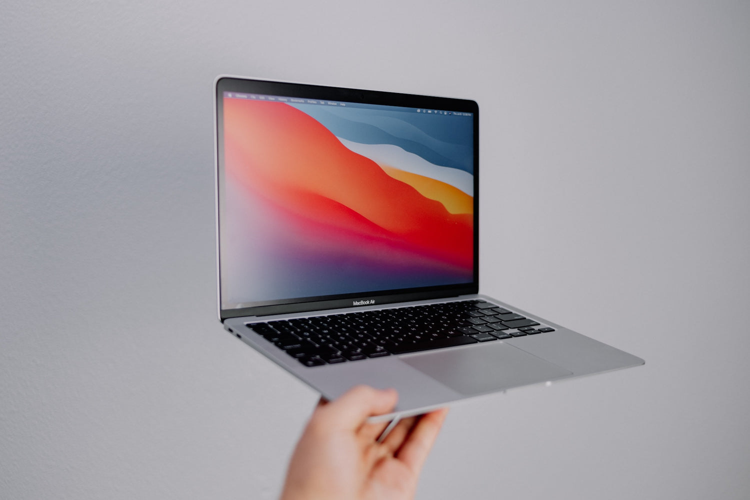 Is it safe to buy a refurbished MacBook Air?