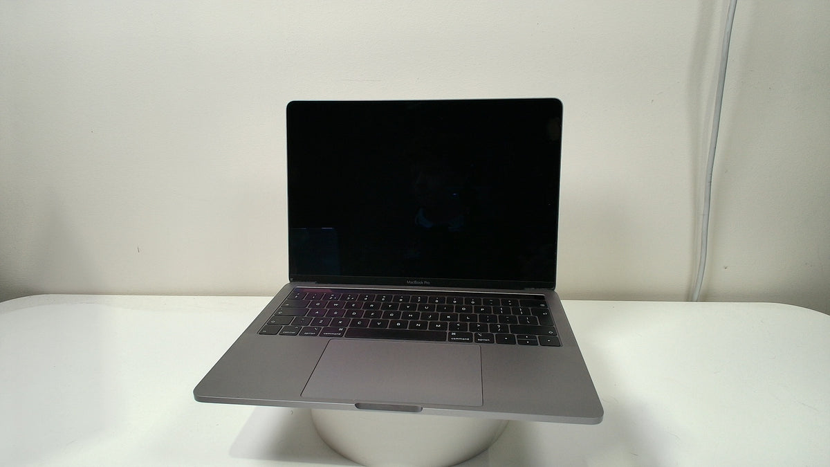 MacBook Pro 13 inch 2019 touchbar (Intel, 4 Thunderbolt Ports) (Read Description)