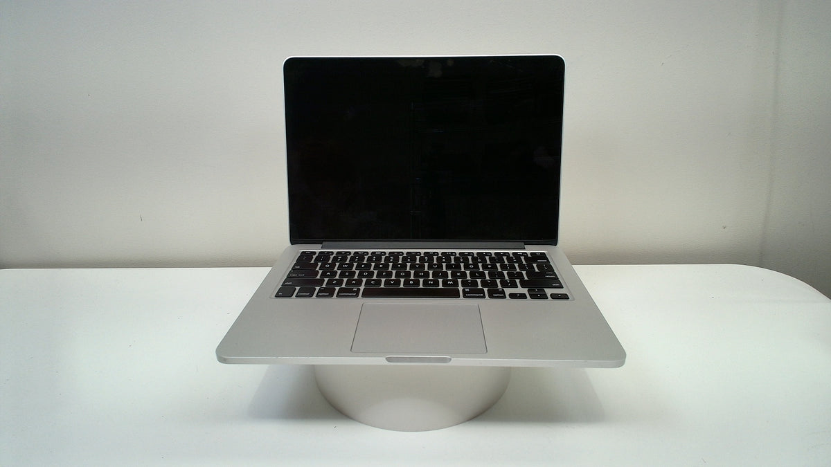 MacBook Pro (Retina, 13-inch, Early 2015) (Read Description)