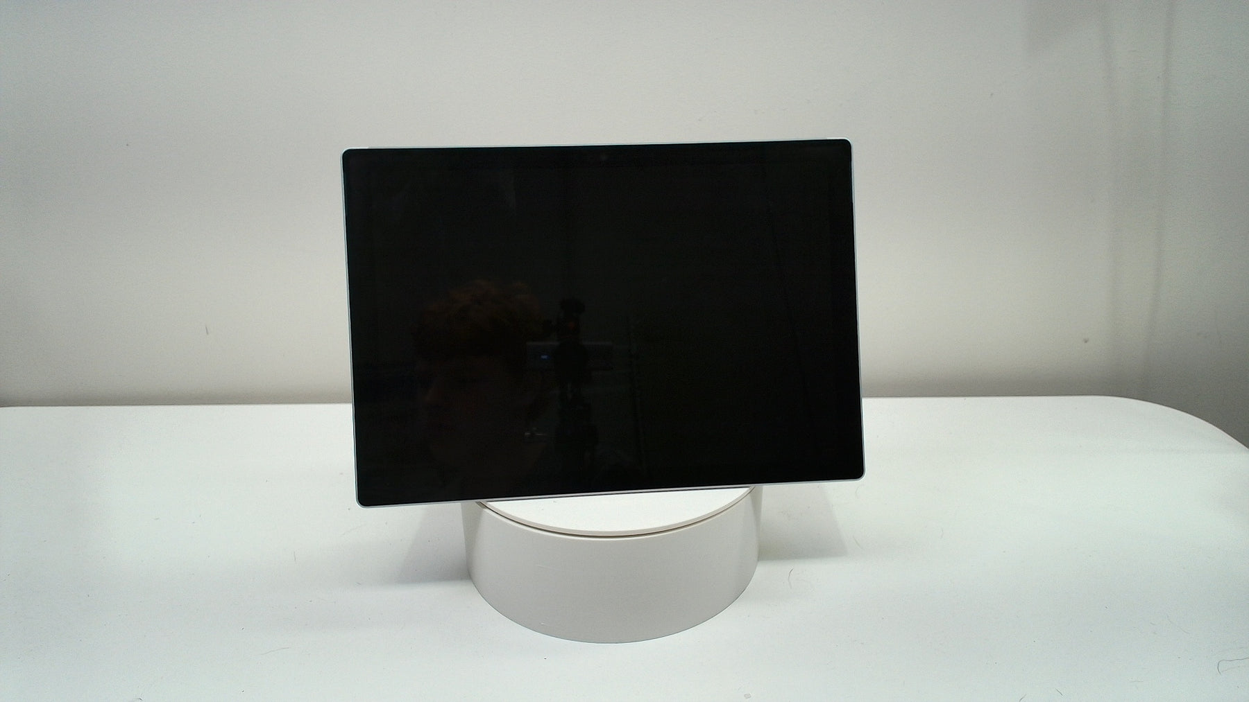 Device Surface Pro 4 (Read Description)