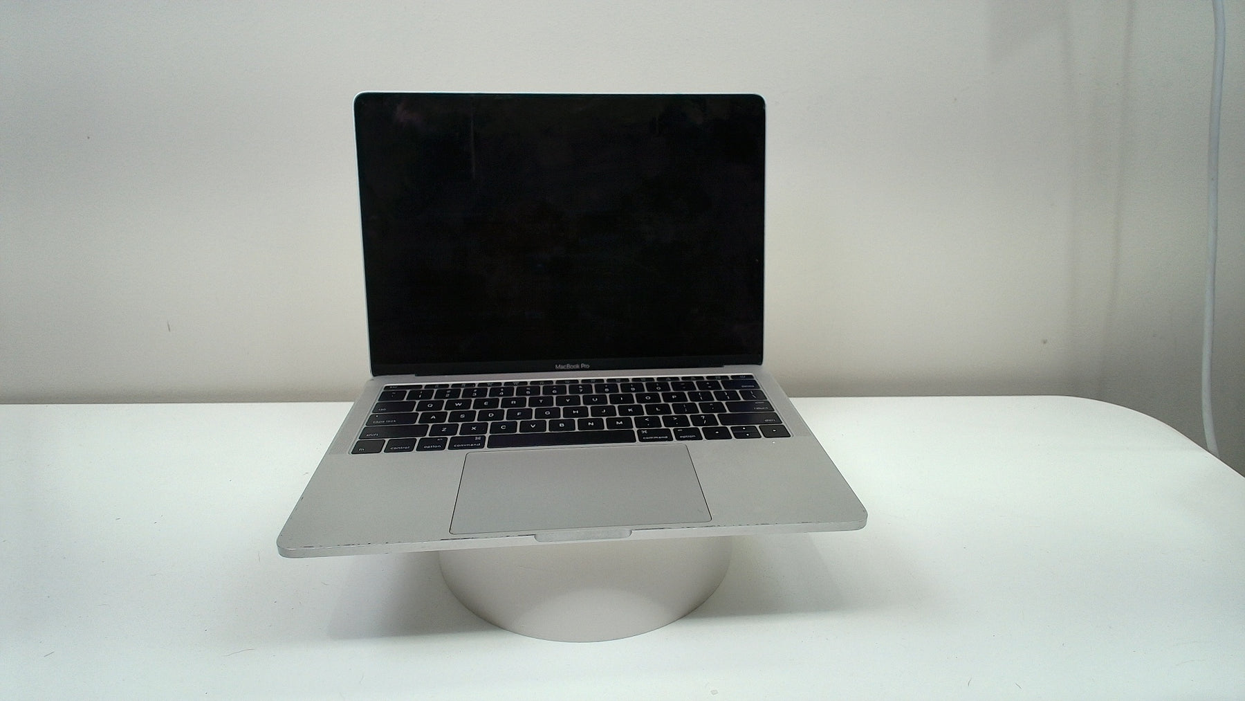 MacBook Air MacBook Pro 13 inch 2016 (Non Touchbar) Silver (Read Description)