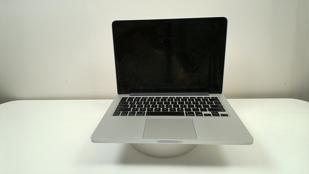 MacBook Pro (Retina, 13-inch,Early 2015)‎ (Read Description)