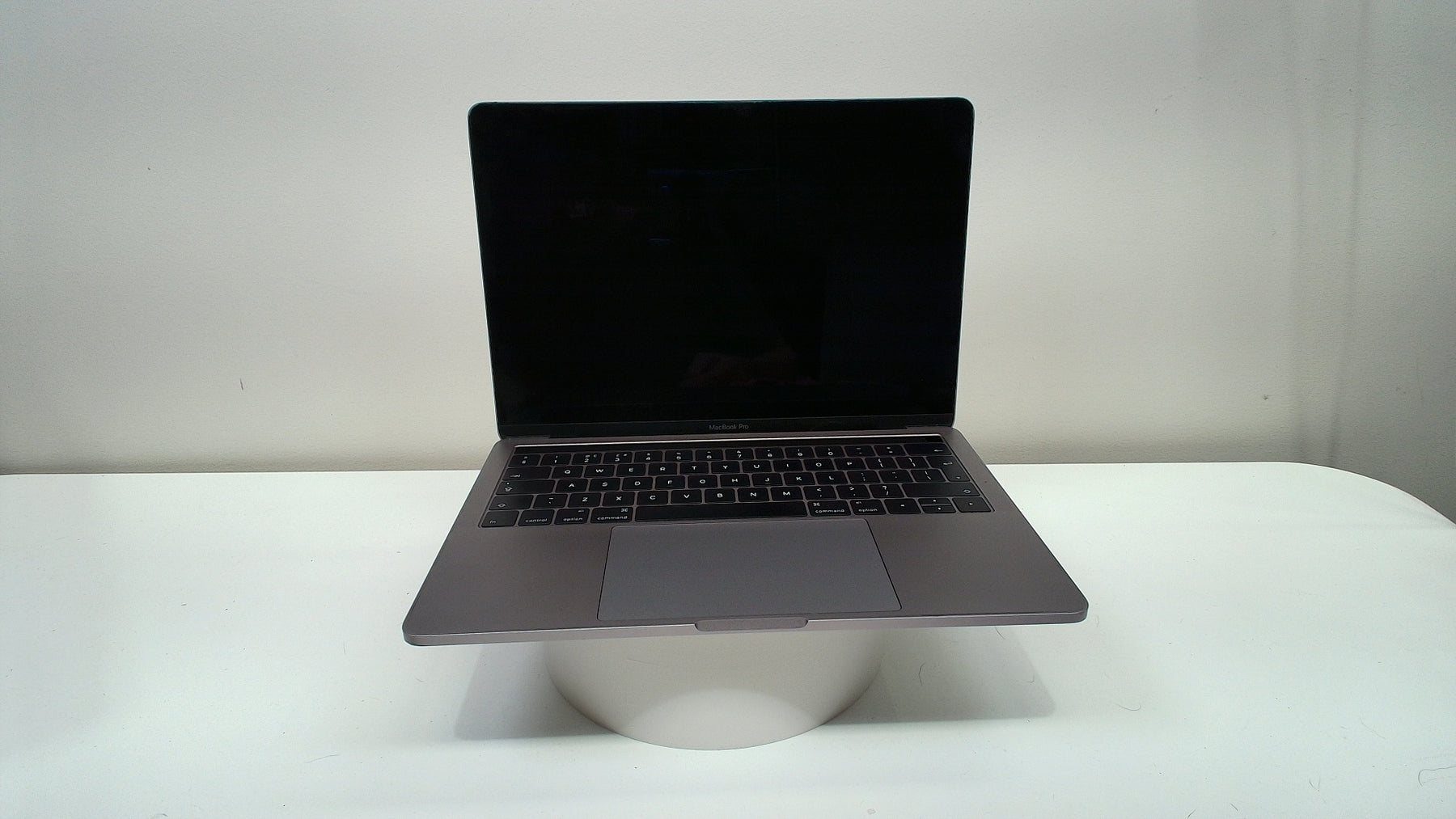 MacBook Pro 13 inch 2016 Touchbar Space Grey (Read Description)