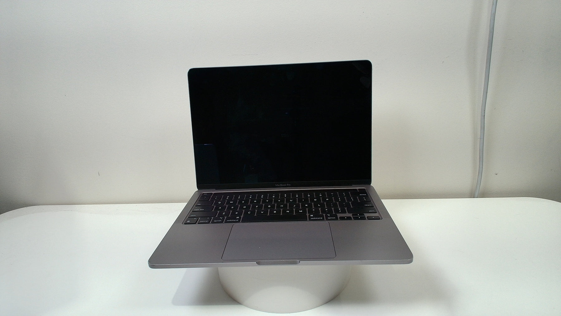 MacBook Pro 13 inch Touchbar 2020 / 2021 (M1) Space gray (Read Description)