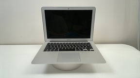 MacBook Air 13 inch 2017 (Read Description)