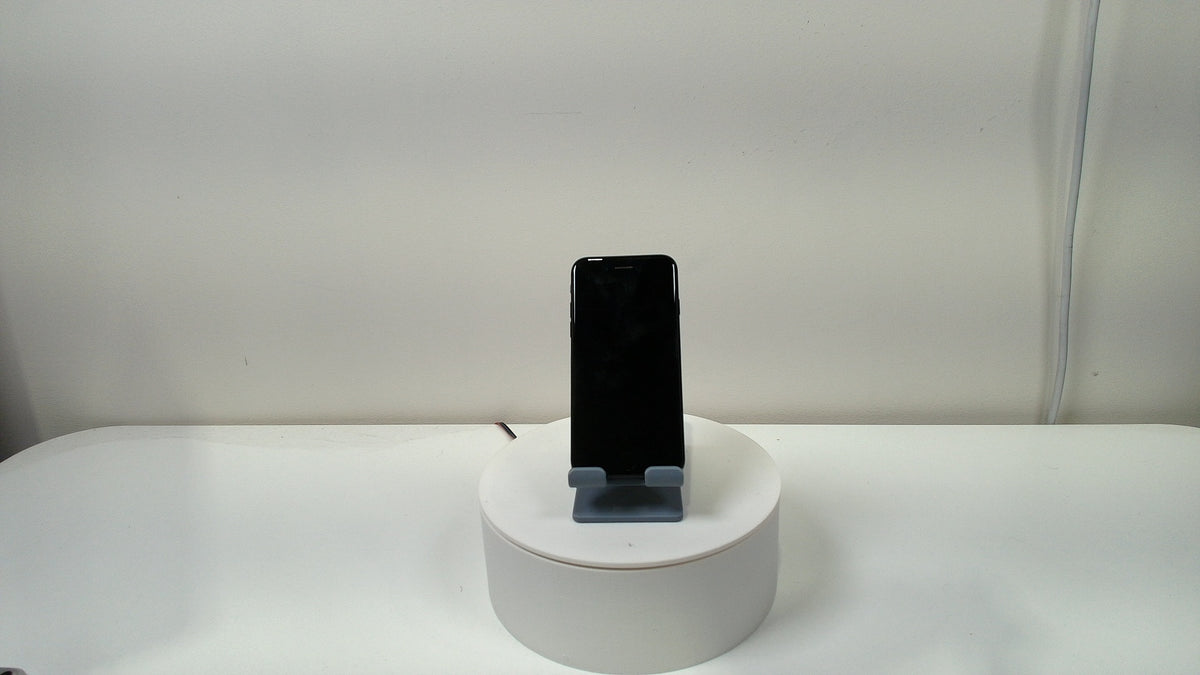 iPhone SE (2nd generation)‎ (Read Description)