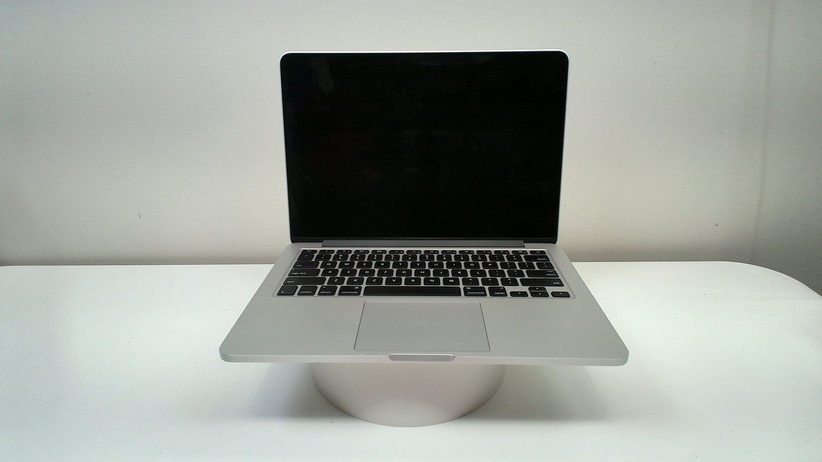 MacBook Pro (Retina, 13-inch, Early 2015) (Read Description)