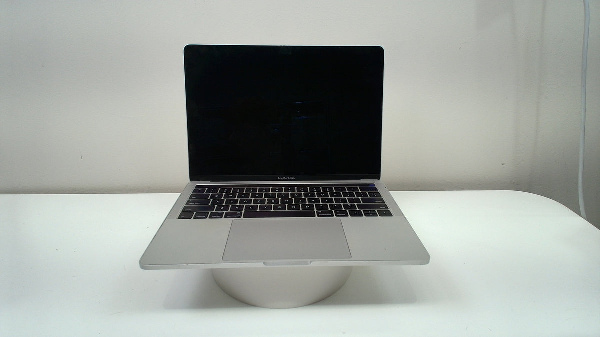 MacBook Pro (13-inch, 2016, 4 TBT3)‎ (Read Description)