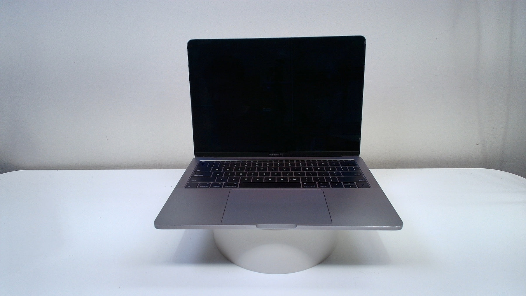 MacBook Pro (13-inch, 2016, 2 TBT3)‎ Space Grey (Read Description)