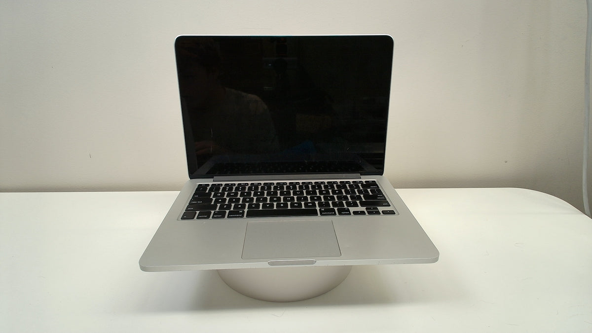 MacBook Pro (Retina, 13-inch,Early 2015)‎ (Read Description)