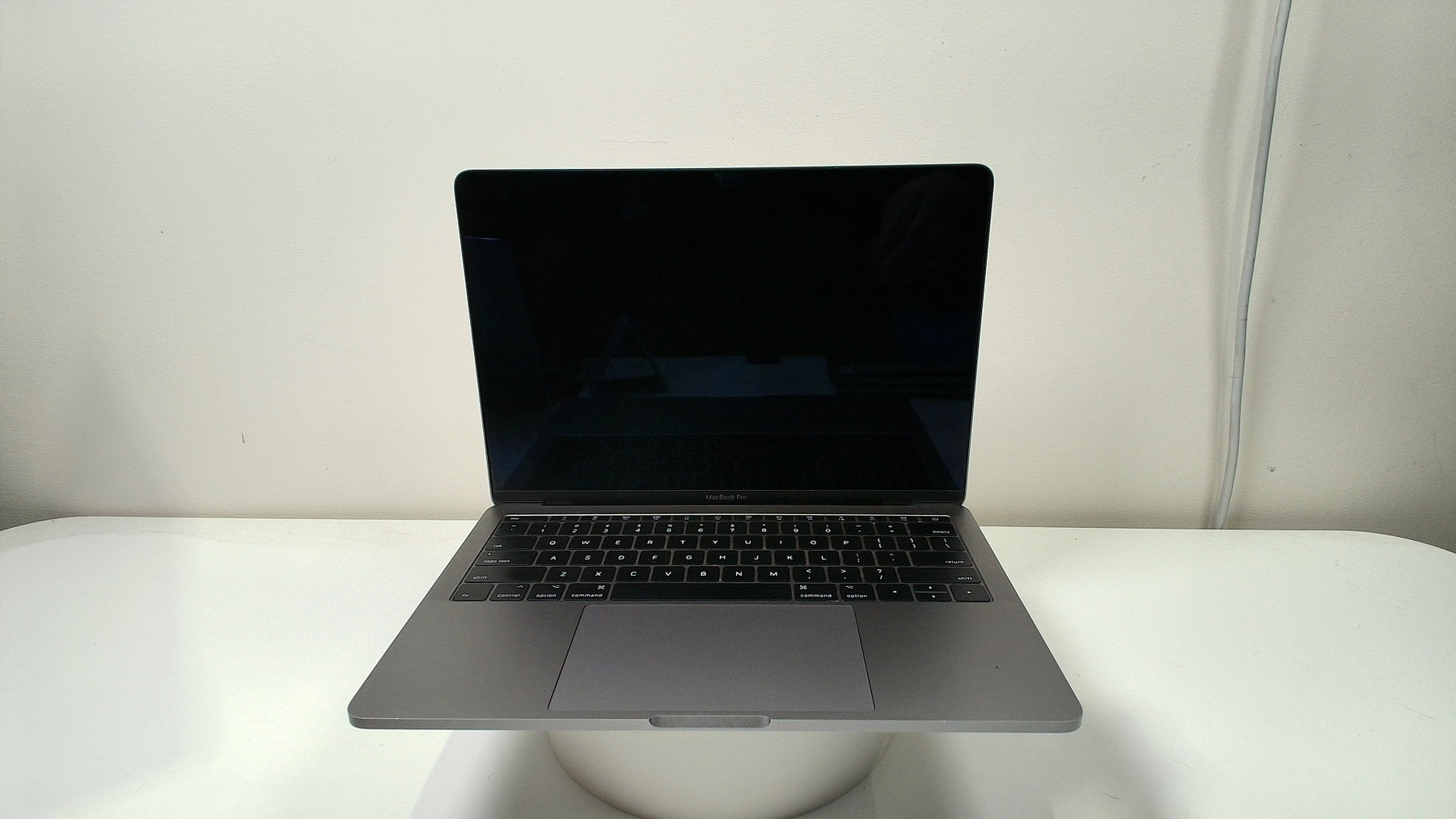 Macbook Pro 13 inch 2017 (Non Touchbar) (Read Description)