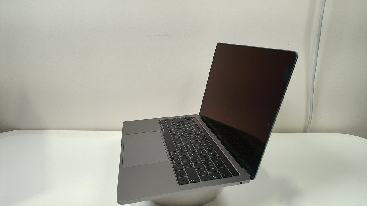 MacBook Pro 13 inch 2019 touchbar (Intel, 4 Thunderbolt Ports) (Read Description)