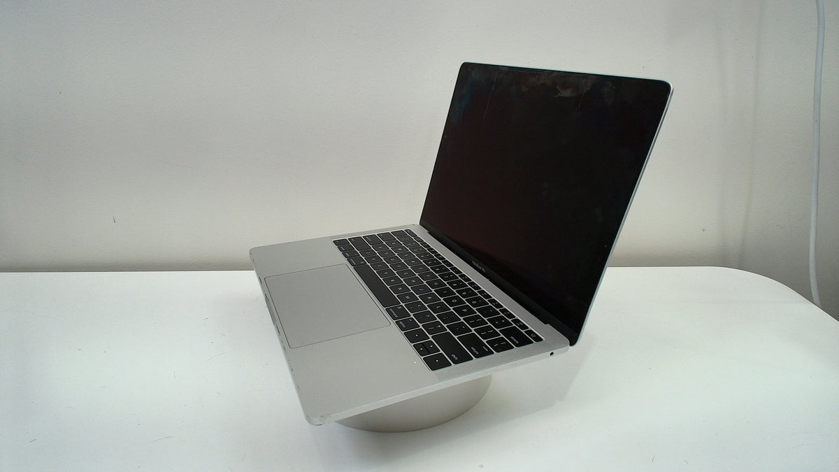MacBook Air MacBook Pro 13 inch 2016 (Non Touchbar) Silver (Read Description)