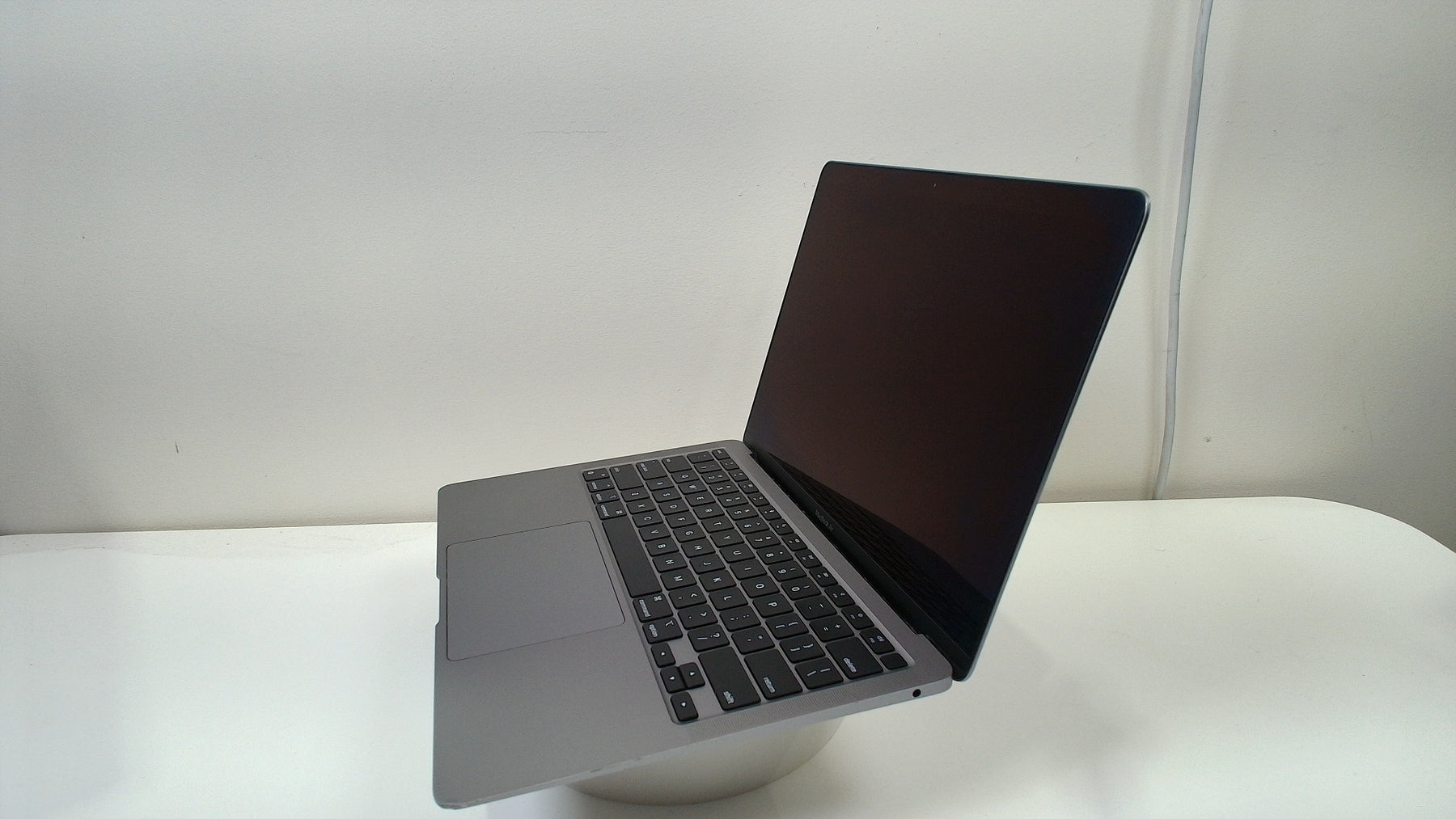 MacBook Air (M1,2020)‎ (Read Description)
