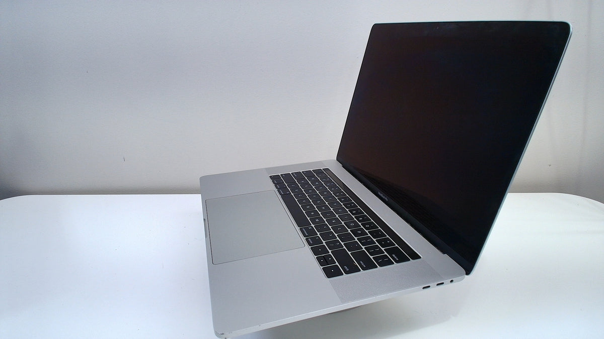 MacBook Pro (15-inch, 2017)‎ (Read Description)