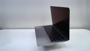 Macbook Pro 13 inch 2018 (Intel, 4 Thunderbolt Ports) (Read Description)