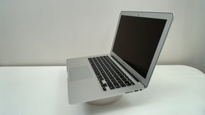 MacBook Air 13 inch 2015 (Read Description)