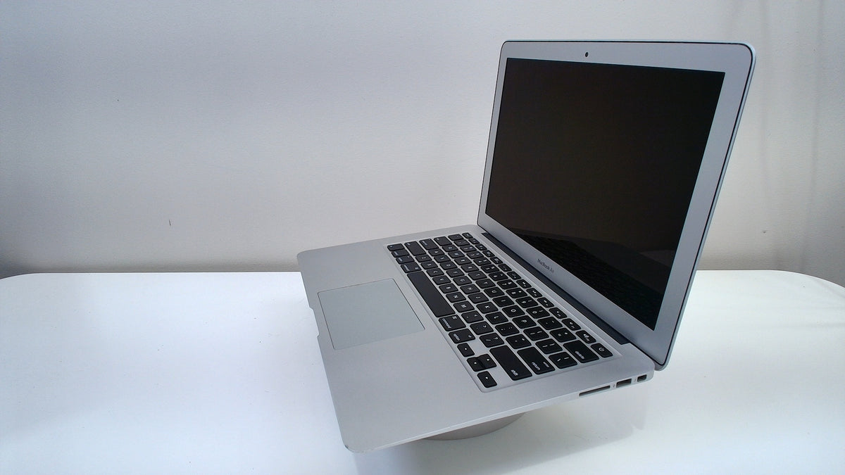 MacBook Air 13 inch 2017 (Read Description)
