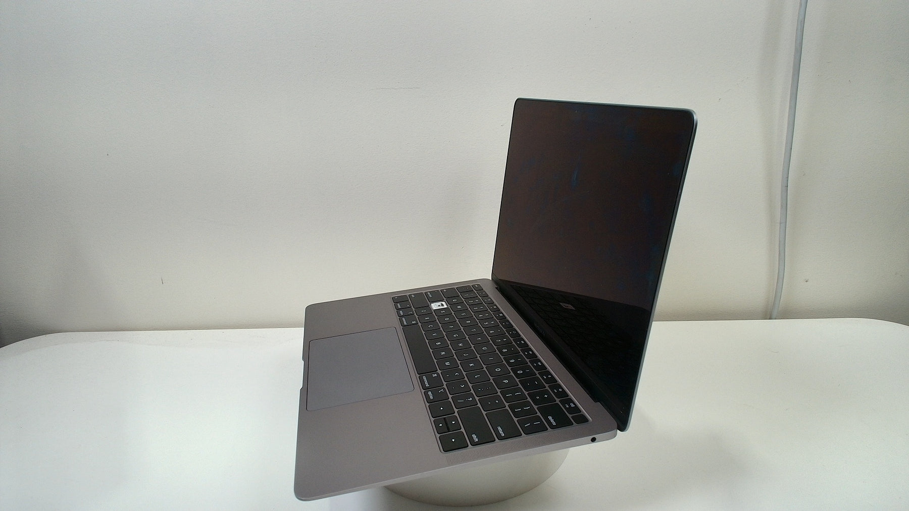 MacBook Air 13 inch retina 2018 (Read Description)