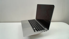 MacBook Pro 13 inch retina 2014 (Read Description)