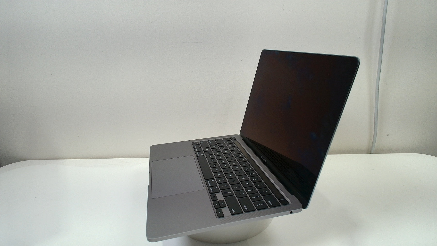 MacBook Pro 13 inch Touchbar 2020 (M1) (Read Description)