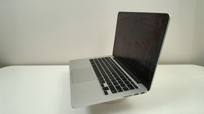 MacBook Pro (Retina, 13-inch,Early 2015)‎ (Read Description)