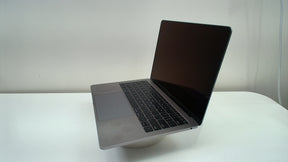 MacBook Pro (13-inch, 2016, 2 TBT3)‎ (Read Description)