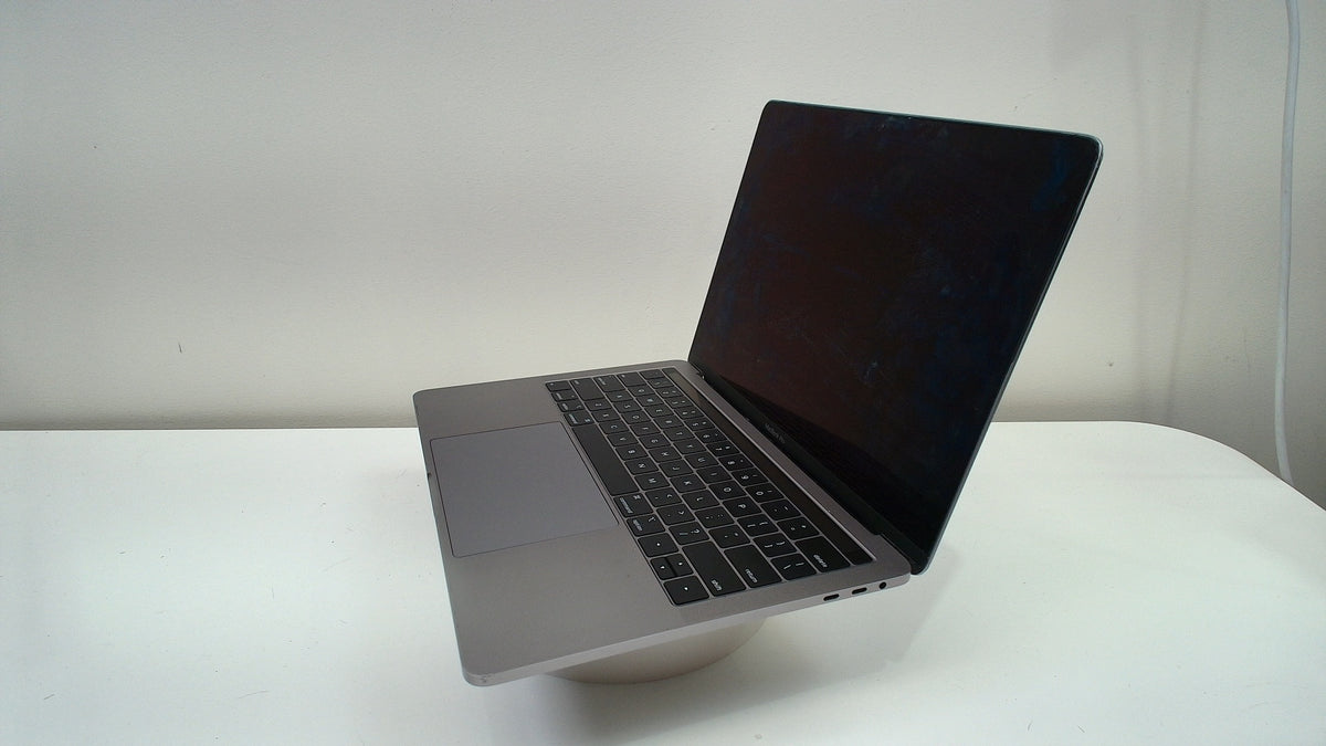 MacBook Pro 13 inch 2019 touchbar (Intel, 4 Thunderbolt Ports) (Read Description)