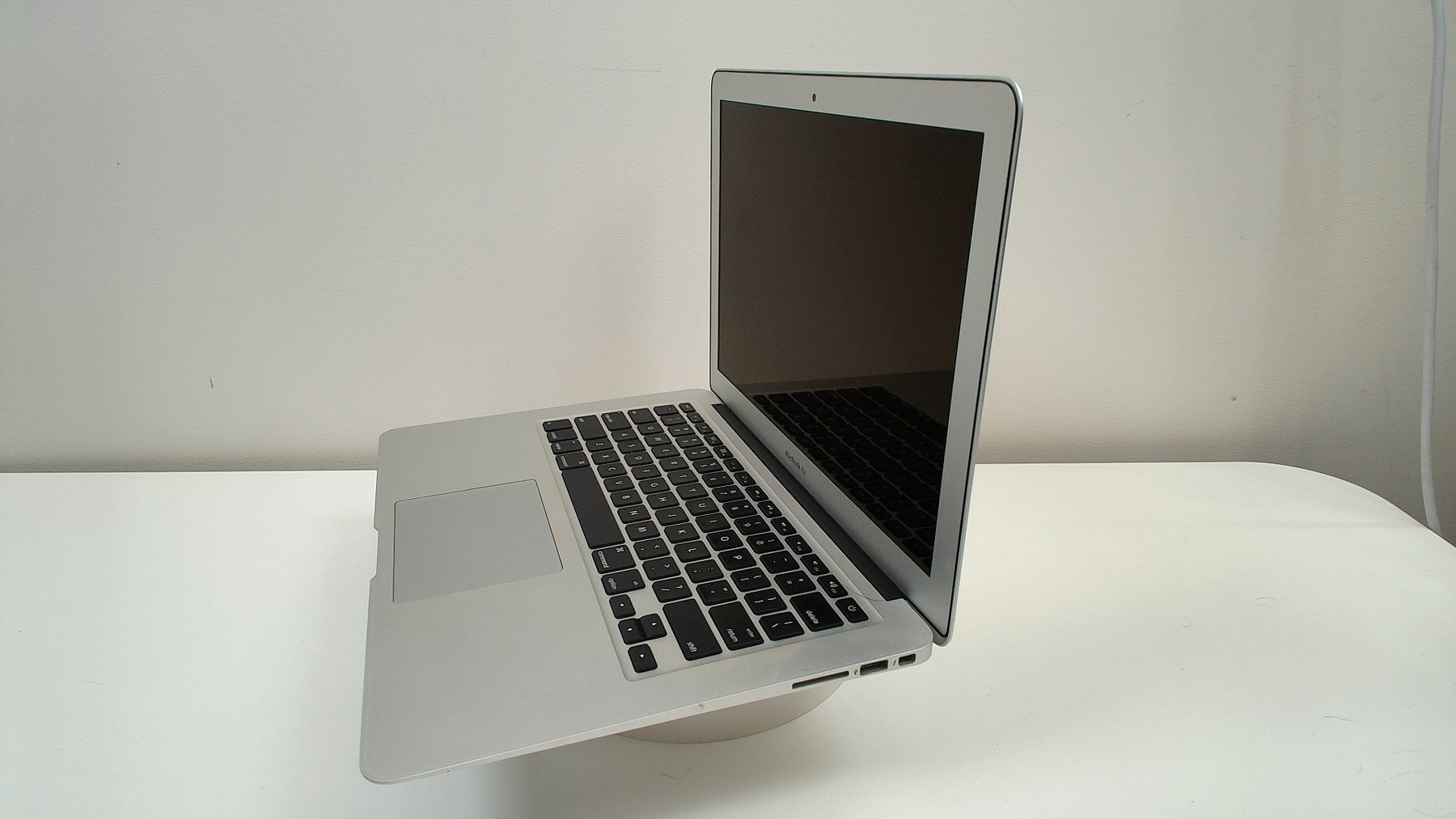 MacBook Air 13 inch 2013 Silver (Read Description)