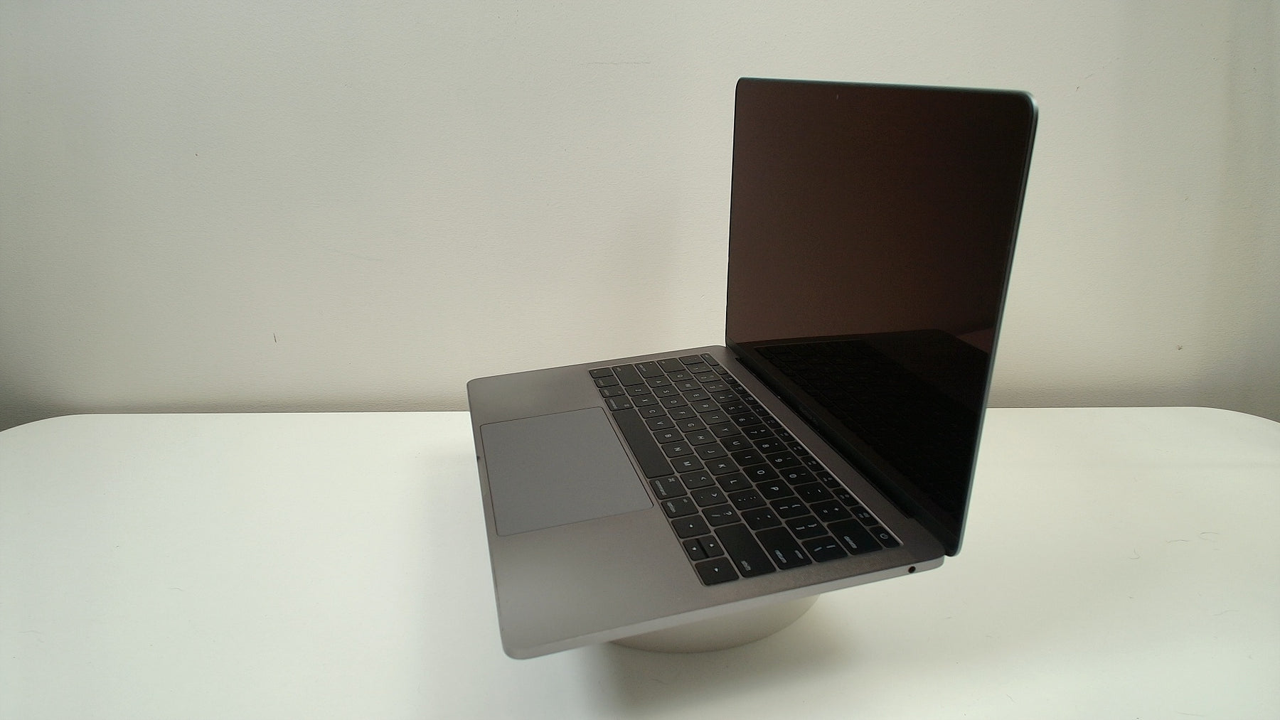MacBook Pro (13-inch, 2016, 2 TBT3)‎ - Function Keys (Read Description)