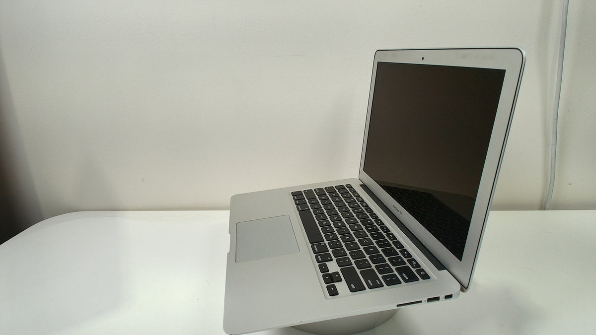 MacBook Air (13-inch, 2017) (Read Description)