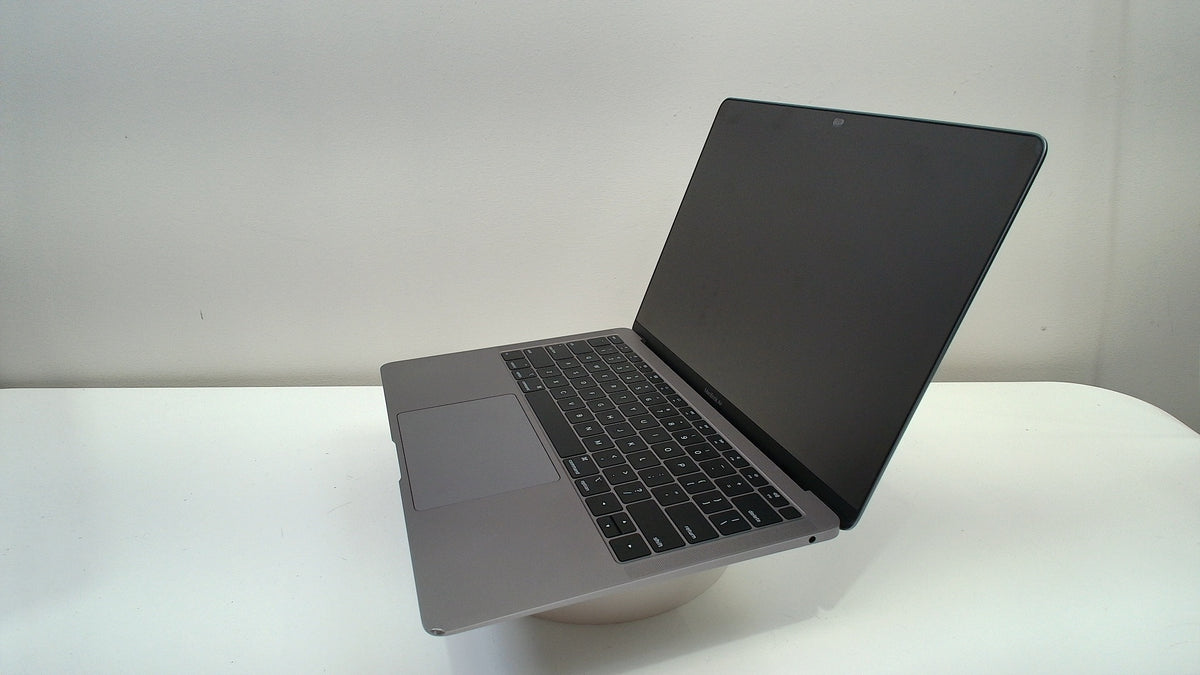 MacBook Air (Retina, 13-inch, 2018)‎ (Read Description)
