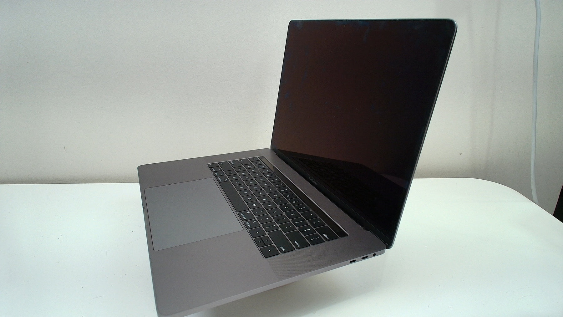 MacBook Pro (15-inch, 2019)‎ Touch ID Bar  (Read Description)