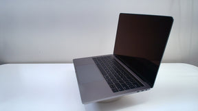 MacBook Pro (13-inch, 2017, 4 TBT3)‎ Space Gray (Read Description)